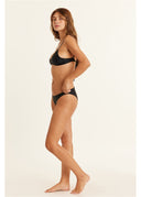 SISSTREVOLUTION SEEKER SOLID BRALETTE - BLACK