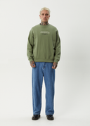 EMBER CREW NECK - OIL GREEN
