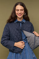 JOE REVERSIBLE QUILTED JACKET - NAVY / WHITE