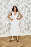 MINK PINK ANAIS EMBROIDERED MIDI DRESS - WHITE