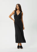 FOCUS SEERSUCKER MAXI DRESS - BLACK