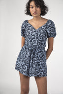 THING THING LOLA TOP JAGGED FLOWER