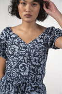 THING THING LOLA TOP JAGGED FLOWER