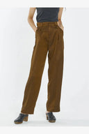RESTRAINT TAPERED PANT - GOLD