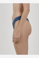 THRILLS ADIRA THONG BIKINI BOTTOM  - BOTANICAL BLUE