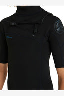 O'NEILL BOYS DEFENDER CHEST ZIP SHORT SLEEVE SPRING 2MM WETSUIT - BLACK